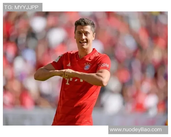 莱万领衔新一代足球巨星崛起，重塑世界足坛格局与未来发展方向